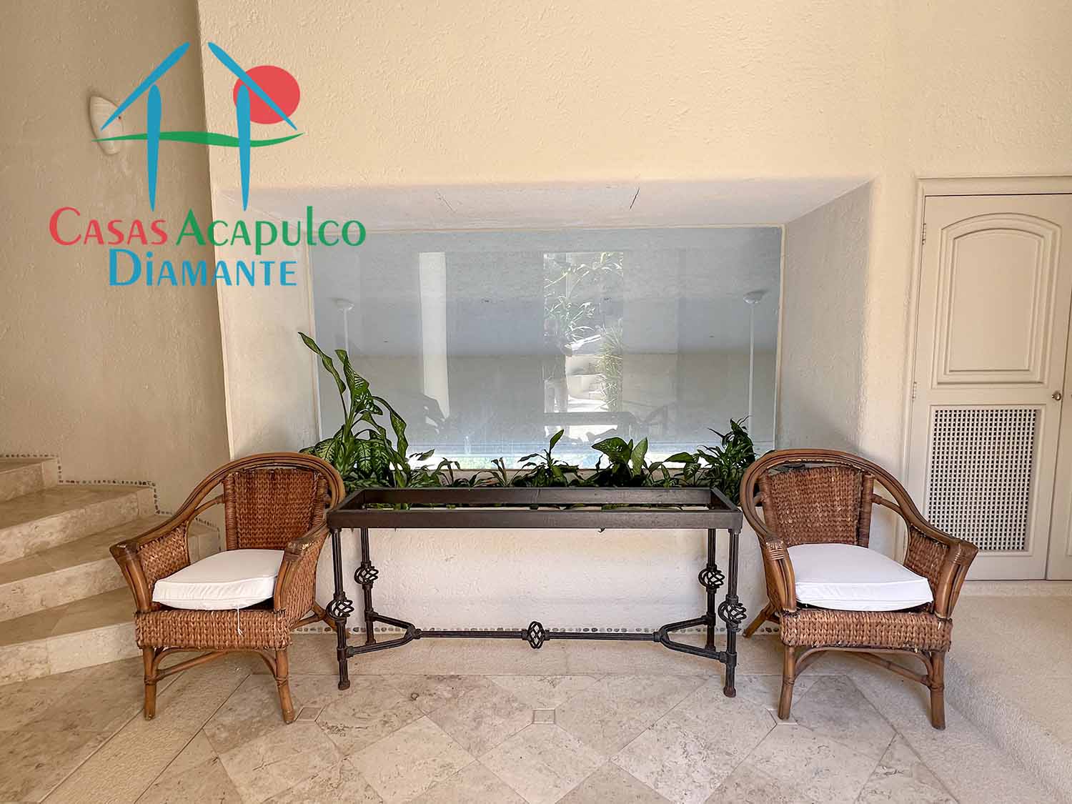 Villa Canora - Vestíbulo 1